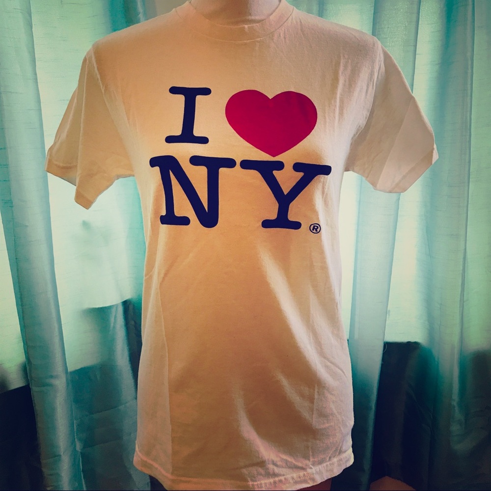 I love NY T-shirt - size Small